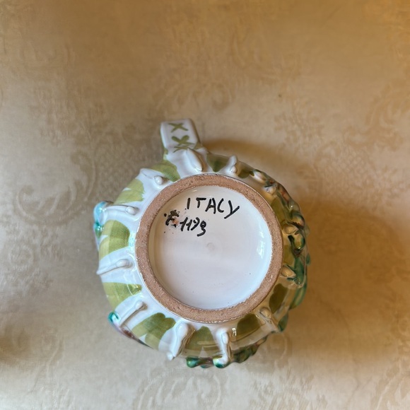 Vintage Italian Majolica pottery pitcher with handle, hand signed and numbered - Picture 6 of 14